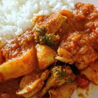 トマトとチキンの野菜カレー